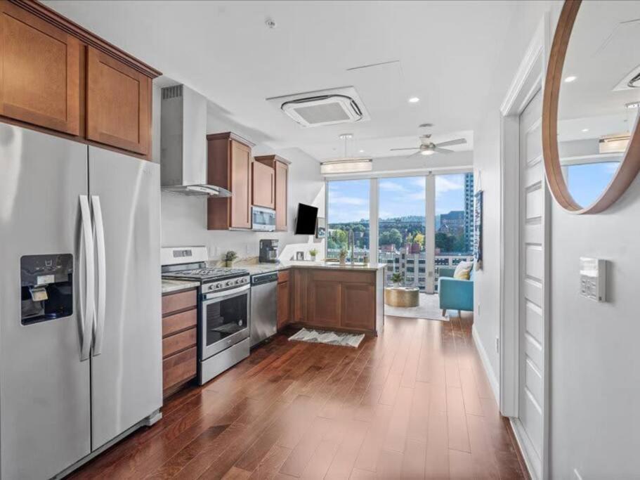 Cozysuites Dream 1Br, Ppg Paints Arena, Pitts Pittsburgh Exterior photo