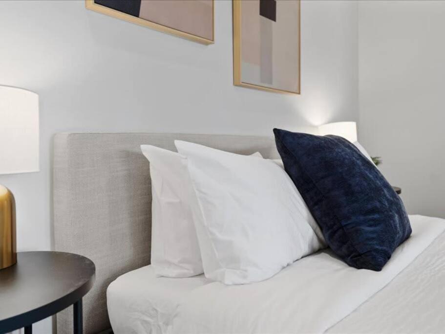 Cozysuites Dream 1Br, Ppg Paints Arena, Pitts Pittsburgh Exterior photo