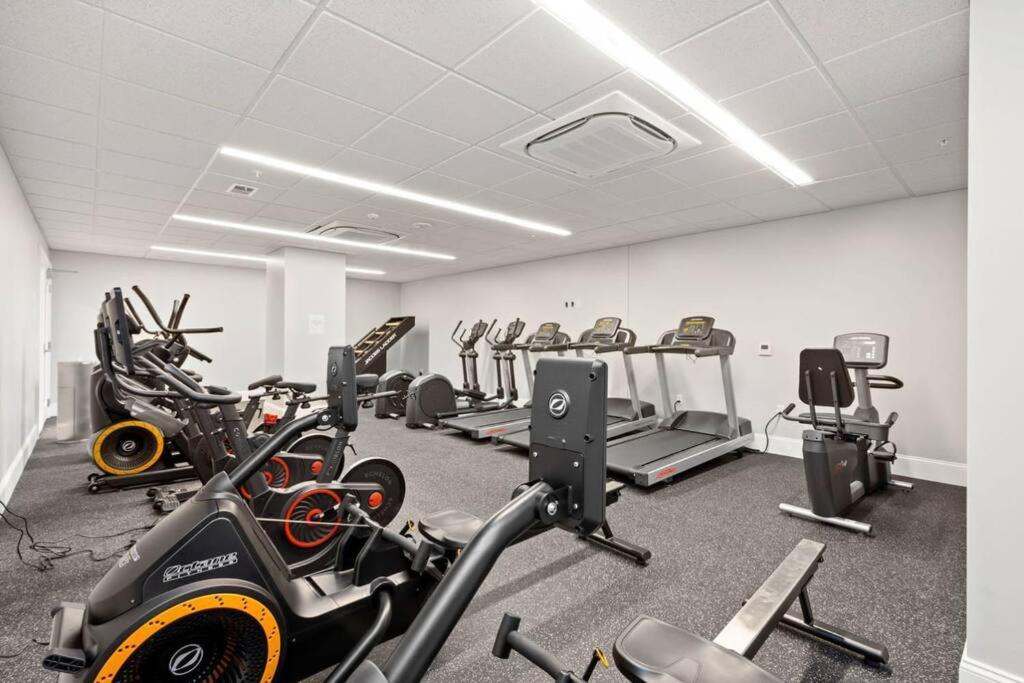 Cozysuites Dream 1Br, Ppg Paints Arena, Pitts Pittsburgh Exterior photo